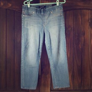 Gently Used Capri Jeggings